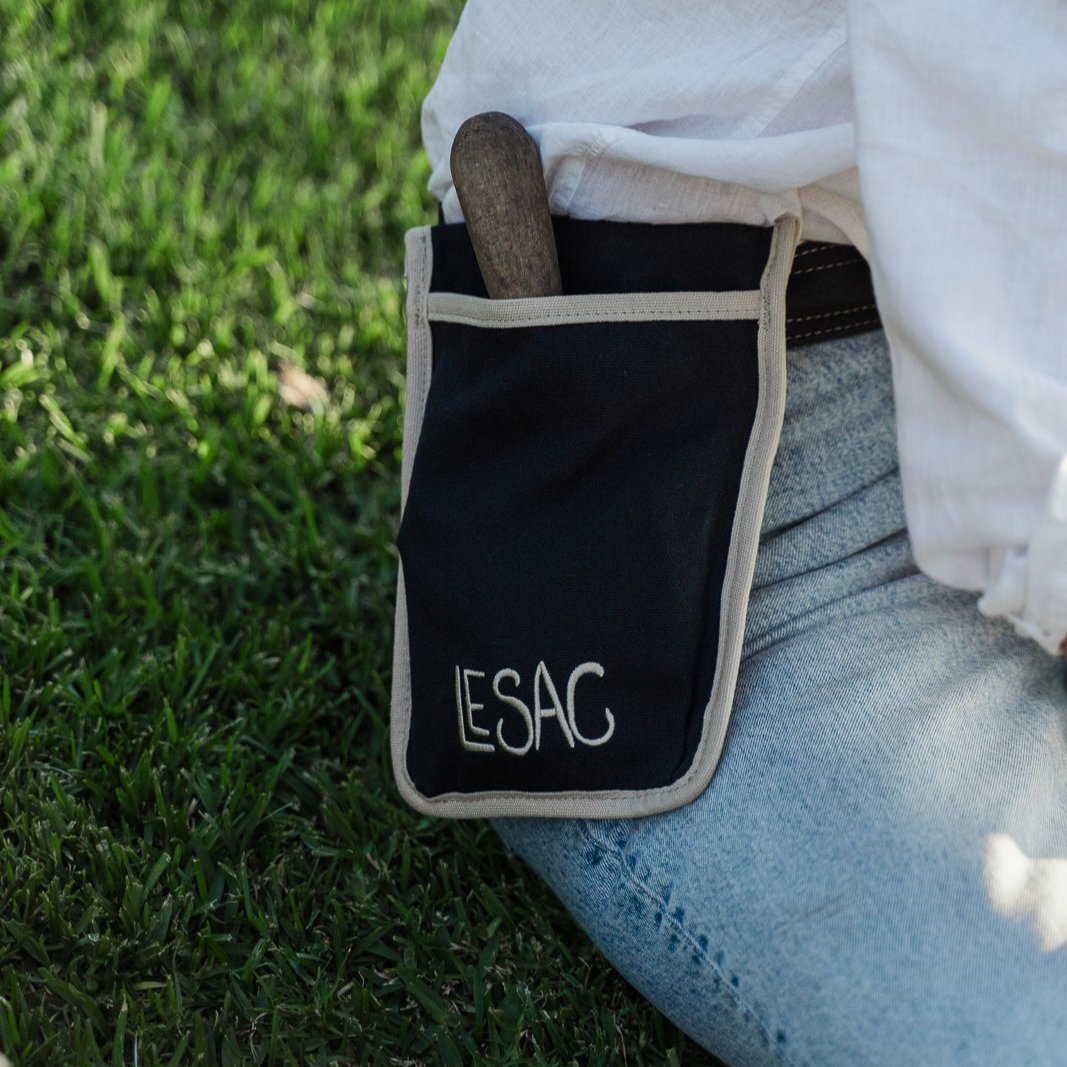 Le Sac -  Navy w/ Taupe