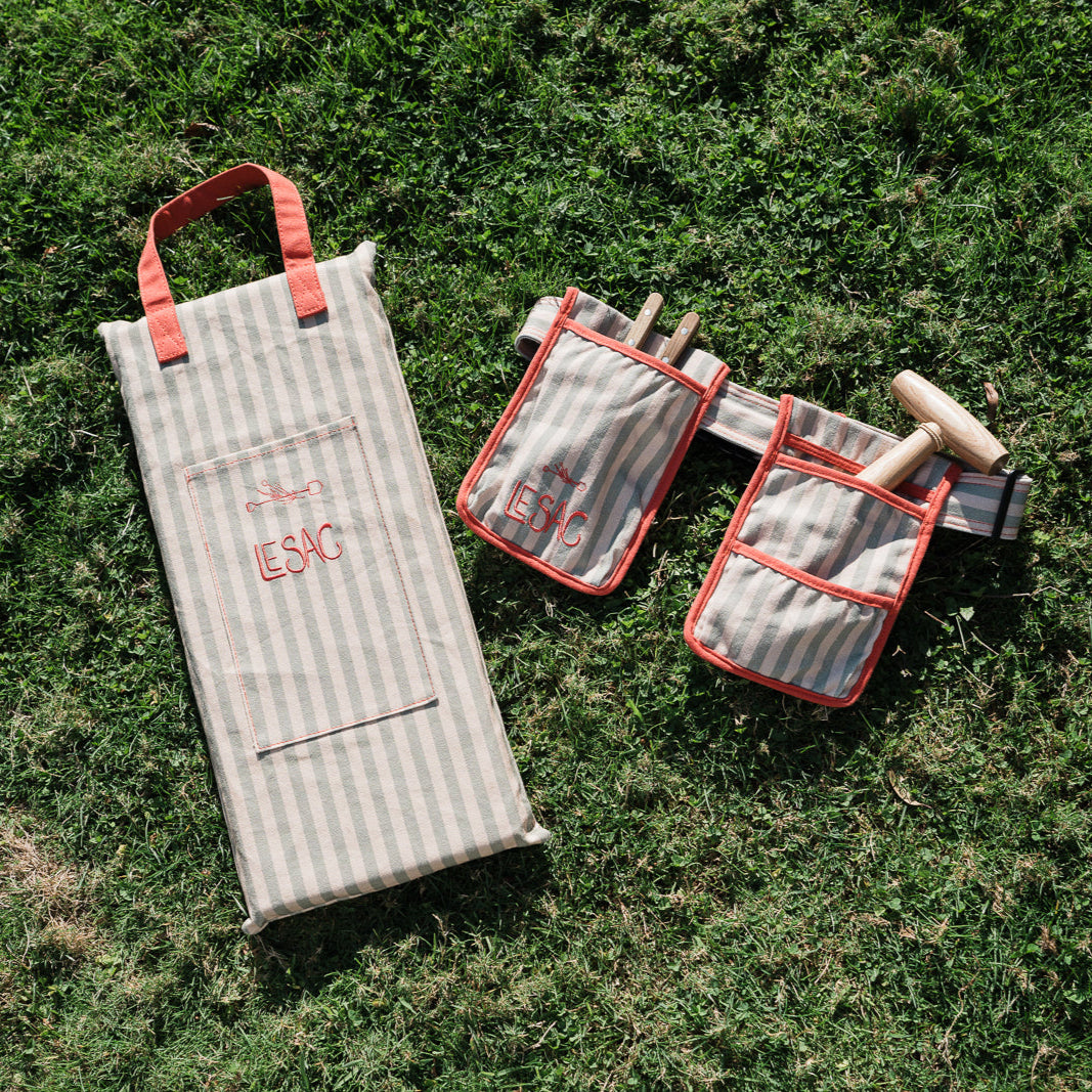 Belt & Kneeler Bundle | Le Sac x Outback Gardens