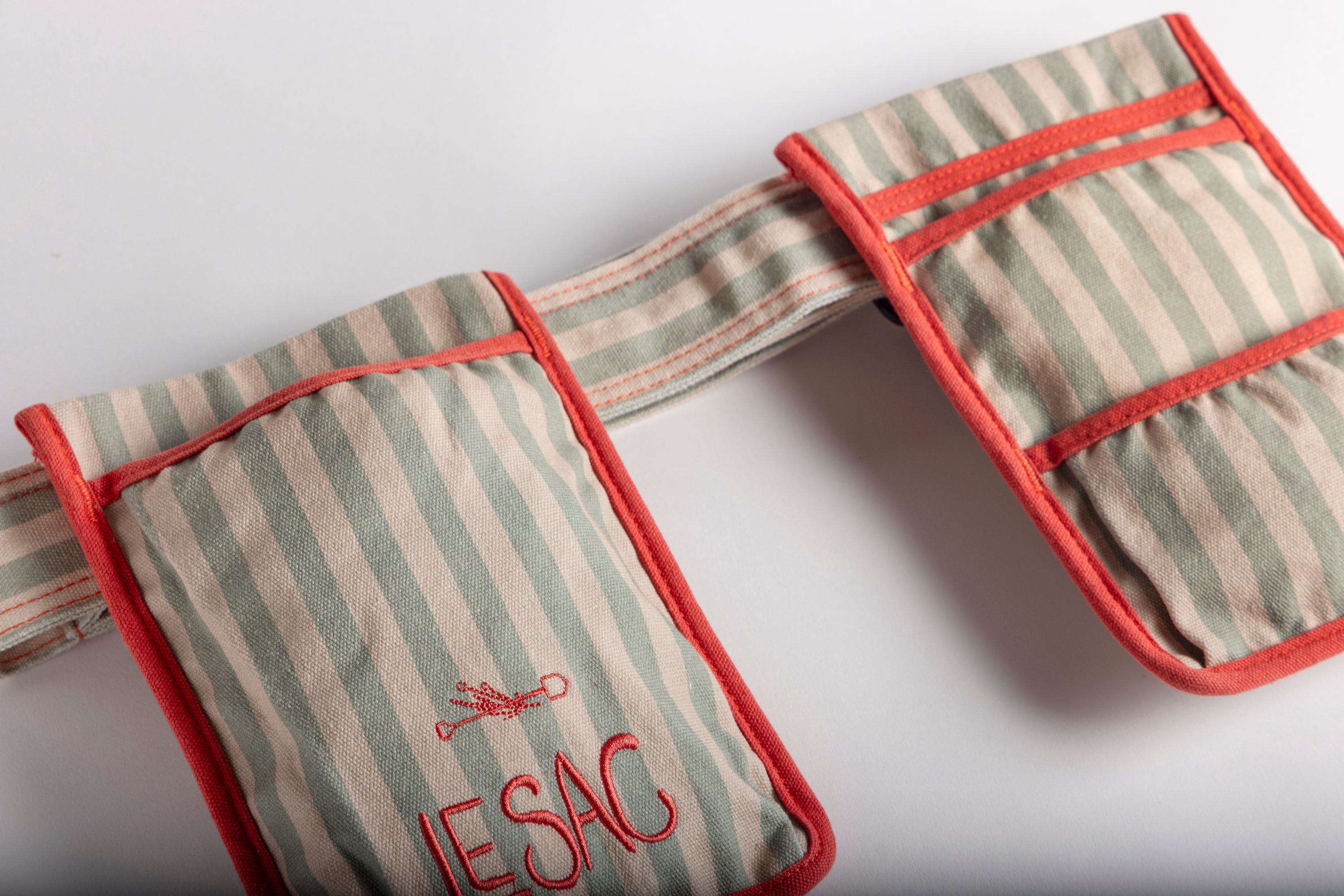 Kneeler, Belt + Gloves Bundle | Le Sac x Outback Gardens Exclusive Collection