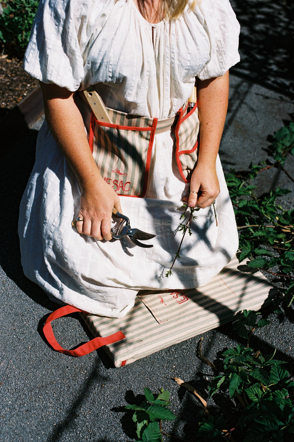 PRESALE Kneeler, Belt + Gloves Bundle | Le Sac x Outback Gardens Exclusive Collection