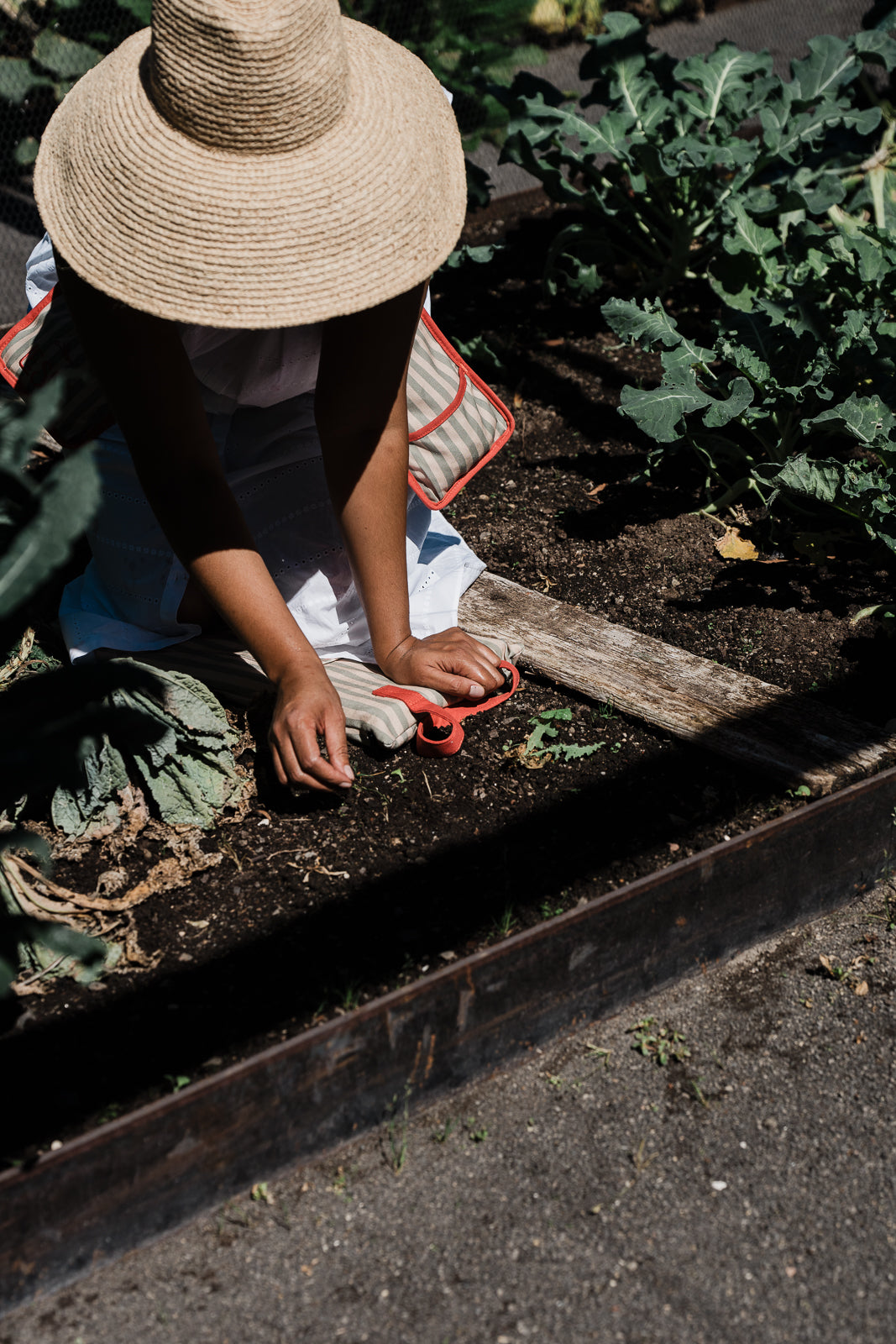 Belt & Kneeler Bundle | Le Sac x Outback Gardens
