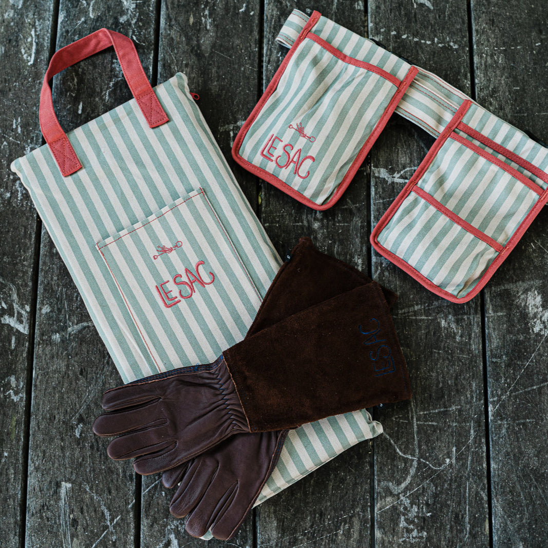 Kneeler, Belt  + Gloves Bundle | Le Sac x Outback Gardens Exclusive Collection